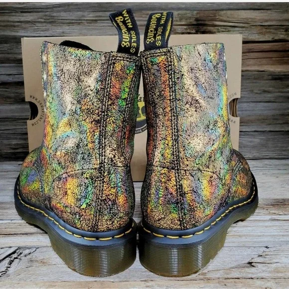 Dr. Martens Pascal Iridescent Crackle
